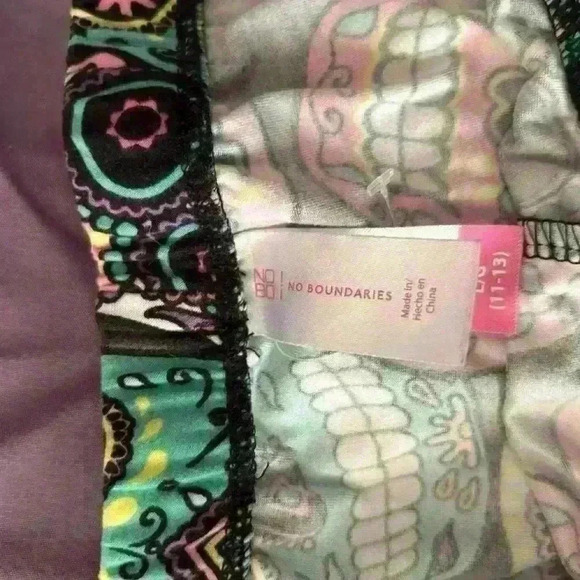 No Boundaries sugar skull leggings multicolor ladies size large  stretchy - Picture 2 of 3